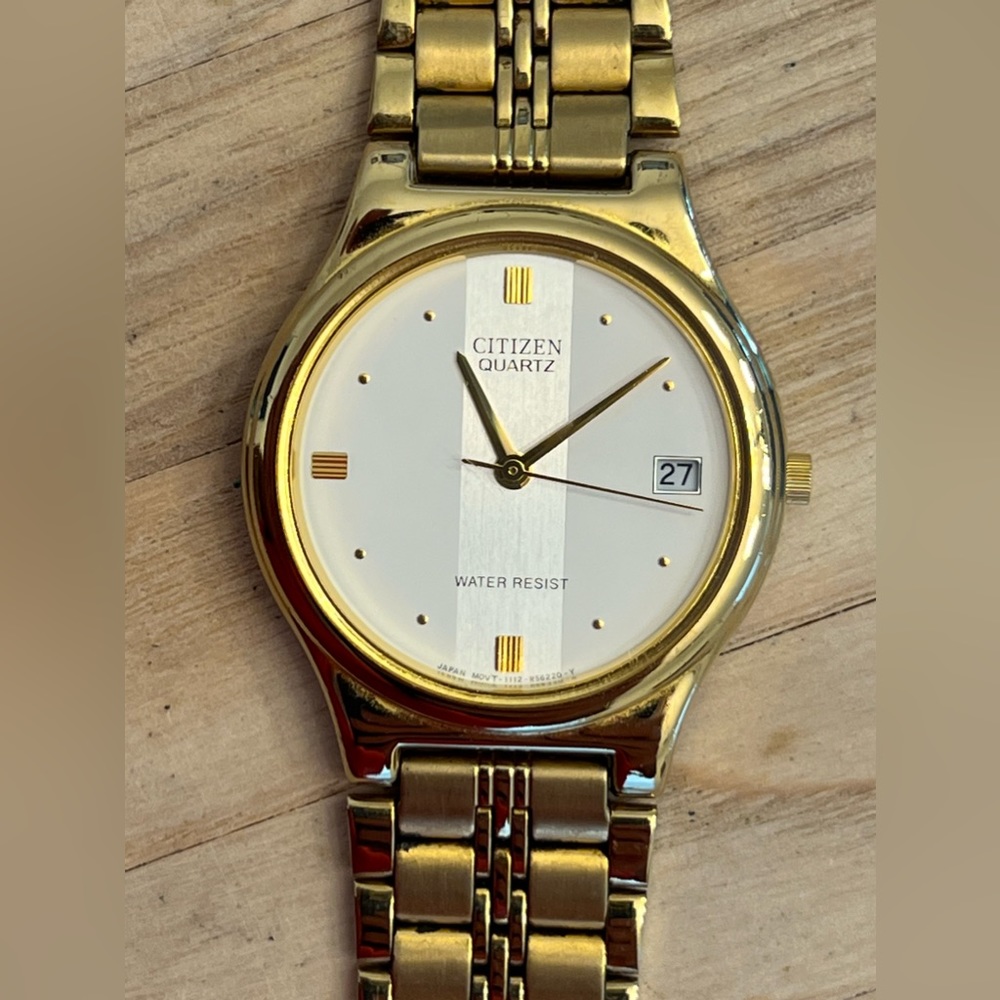 Citizen Men’s Watch Gold Round Dial, Bracelet, Hands, Markers, Date Window